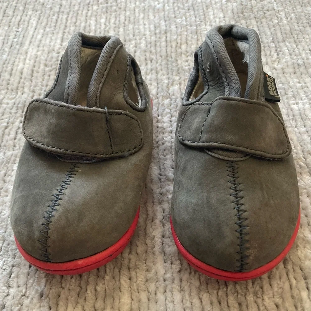 Bogs Leather Baby Booties Early Walker Shoes Size 4‎ Gray Red